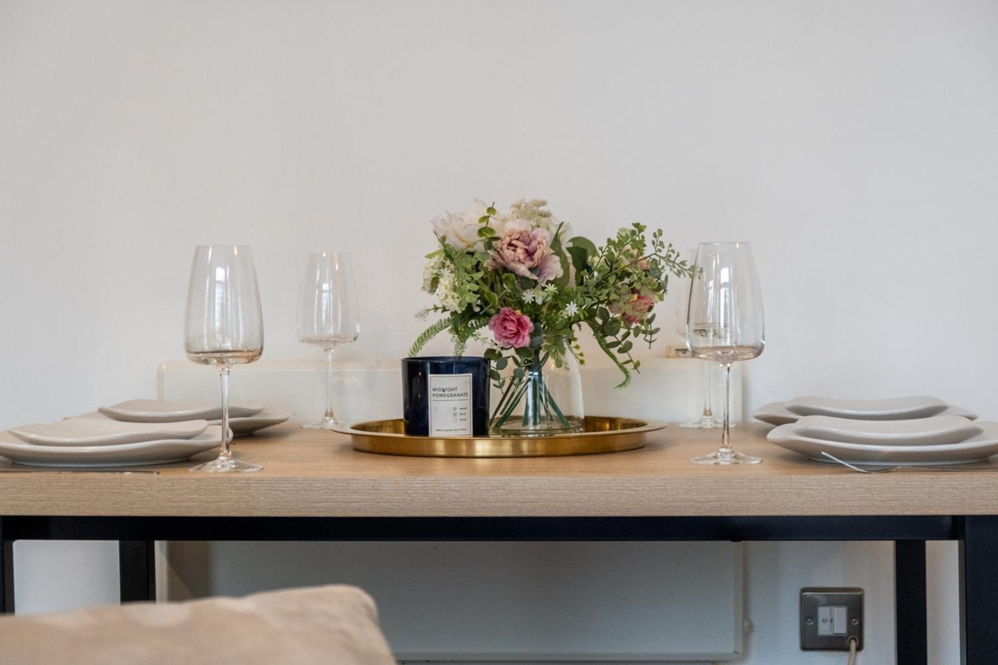 Ultra Stylish 2 Bedroom Apt Centrally Located 伯明翰 外观 照片