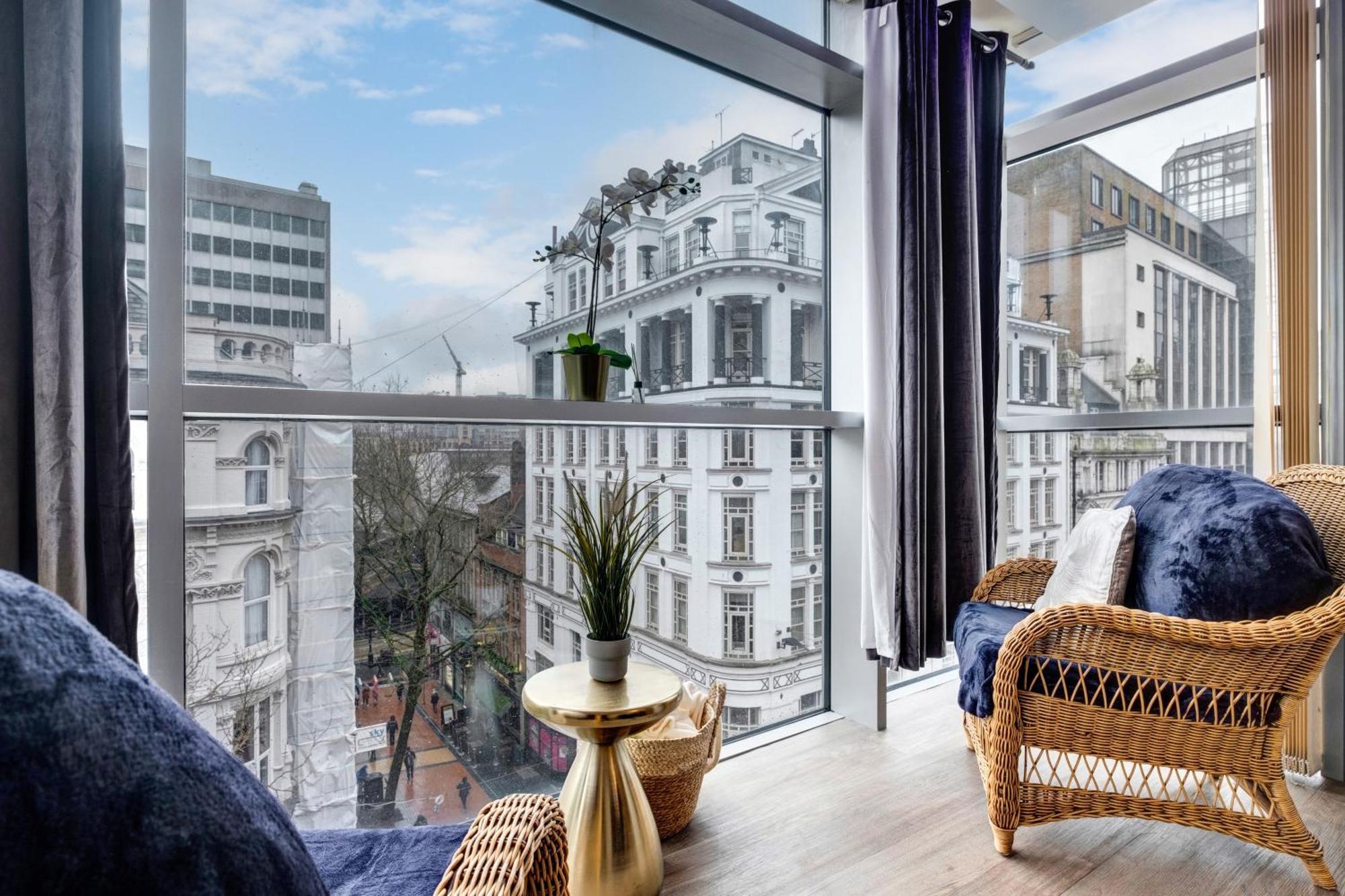 Ultra Stylish 2 Bedroom Apt Centrally Located 伯明翰 外观 照片